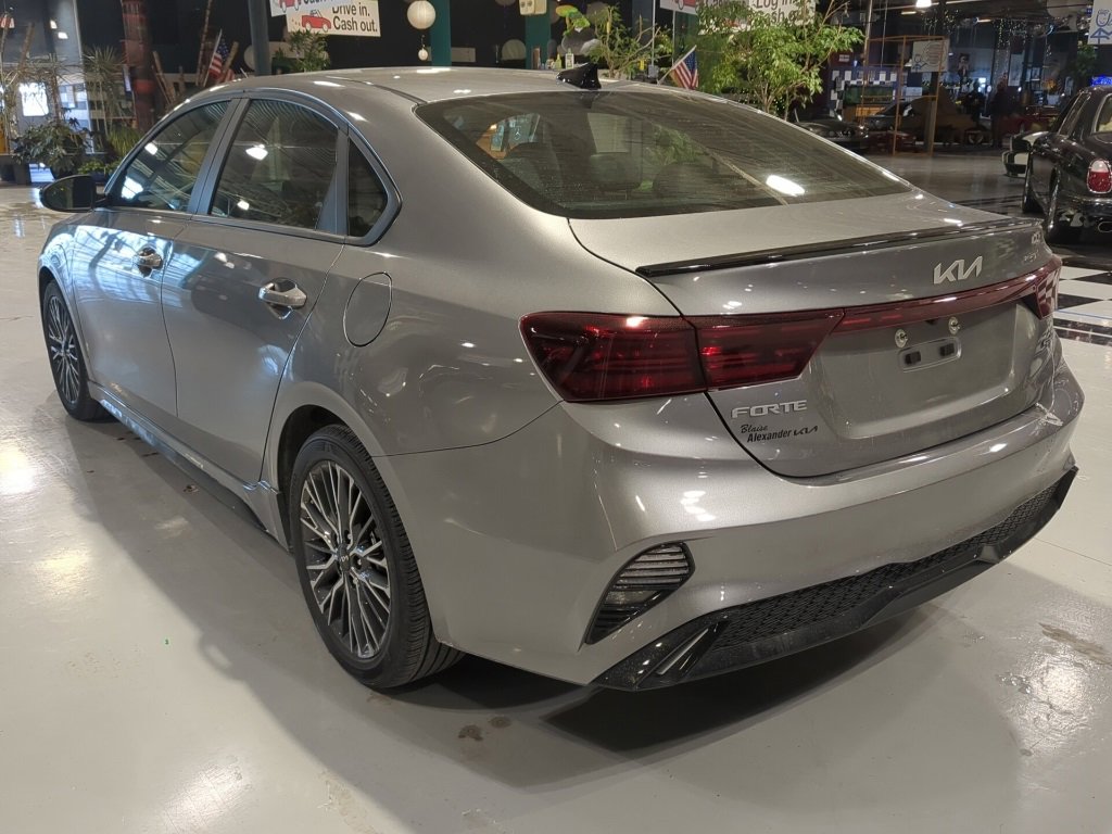 Used 2024 Kia Forte GT-Line w/ GT-Line Premium Package image 10