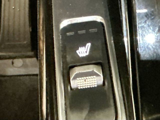 Used 2022 Kia Sorento SX image 19