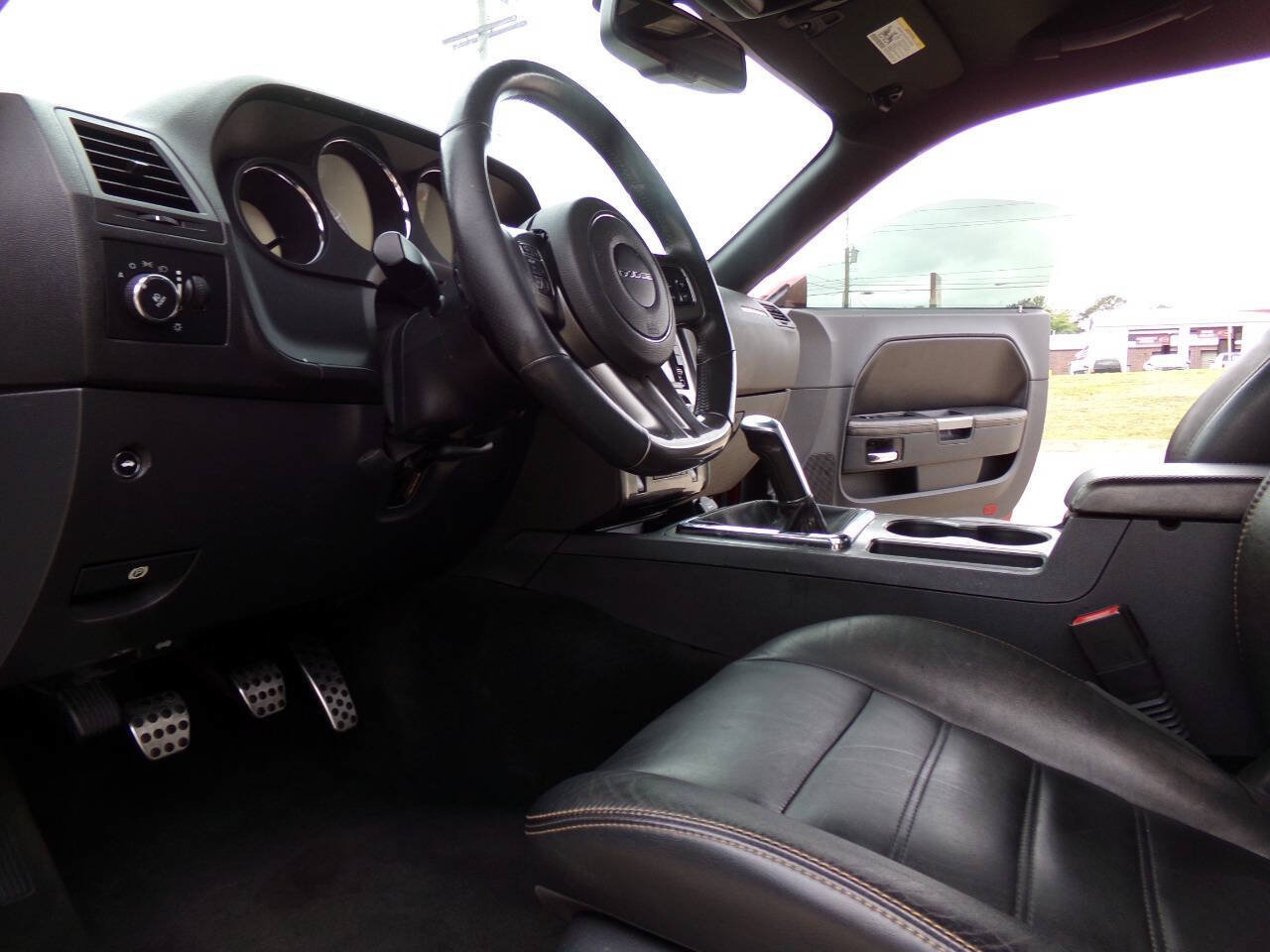 Used 2014 Dodge Challenger R/T RWD image 18