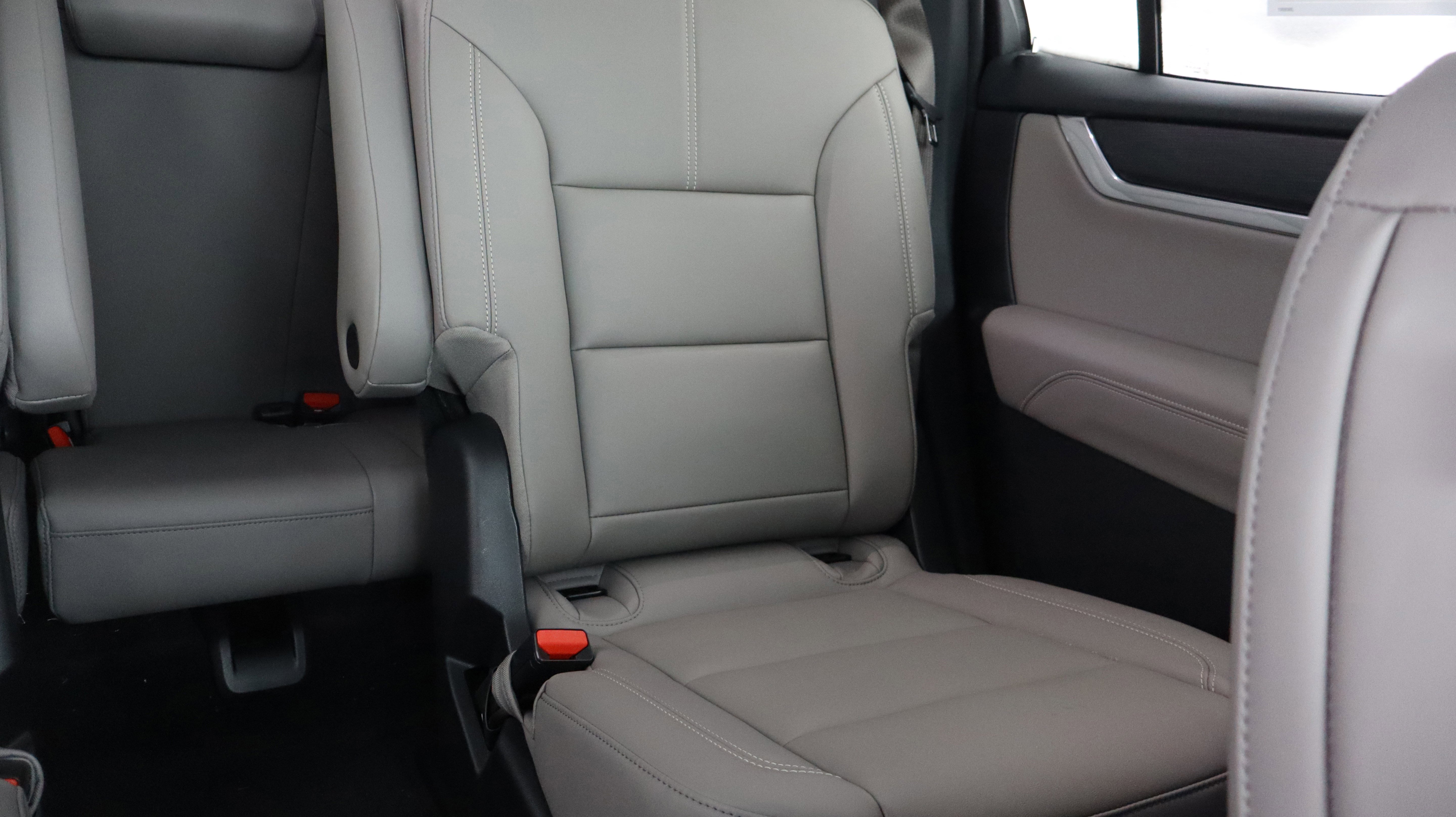 New 2026 GMC Acadia Elevation w/ Elevation Premium Package image 12