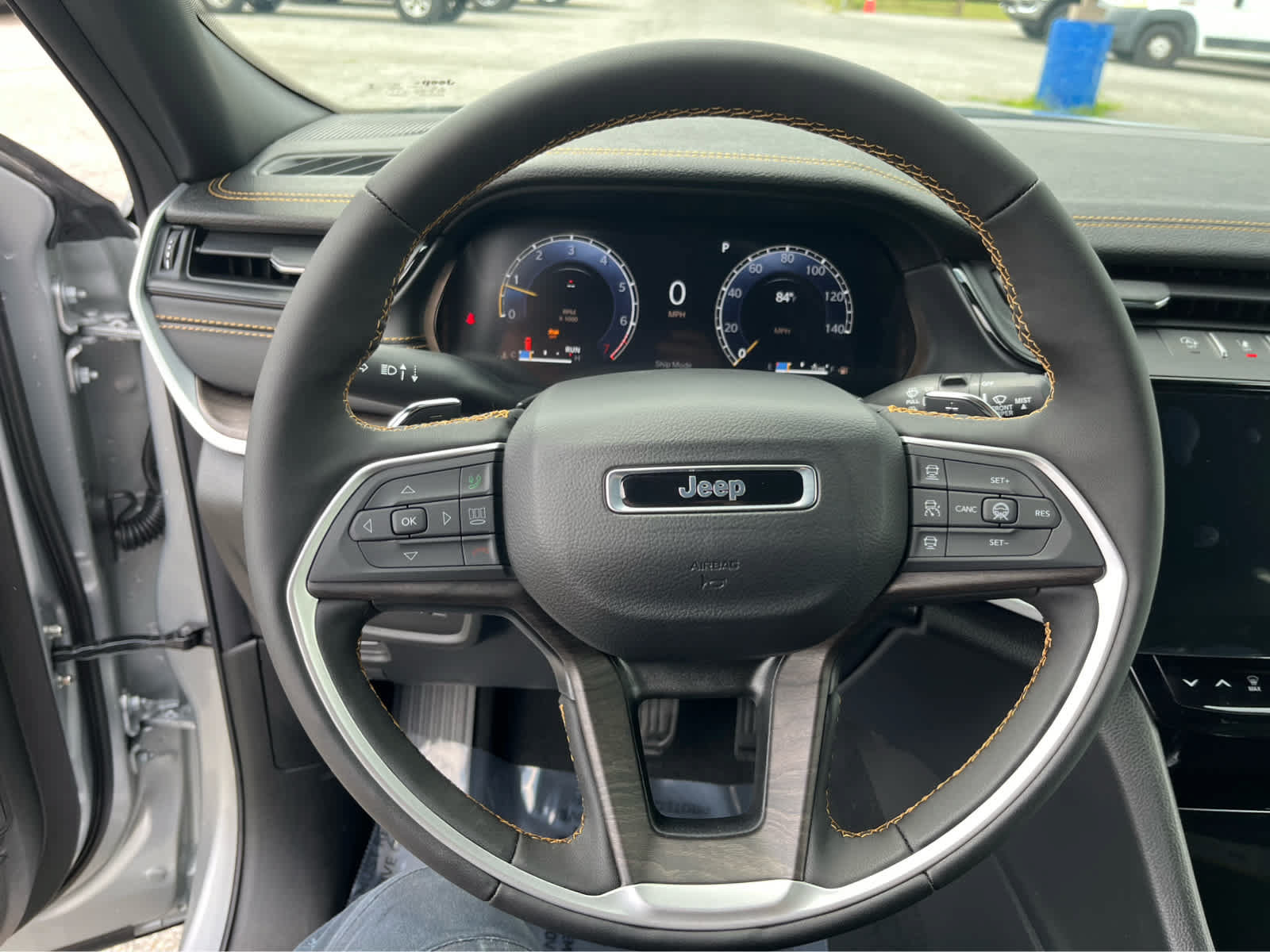 New 2026 Jeep Grand Cherokee L Limited AWD/4WD image 13