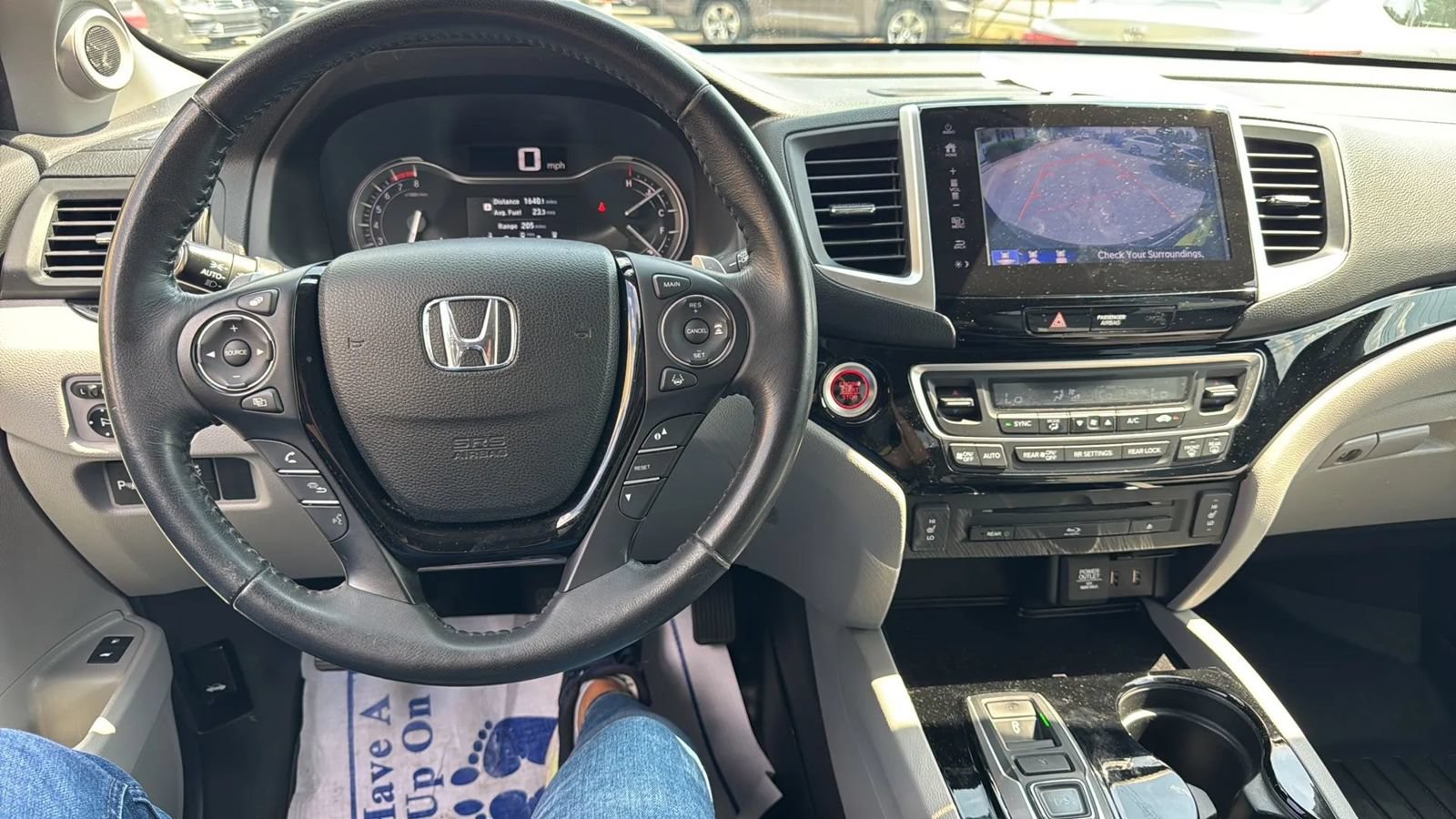 Used 2017 Honda Pilot Touring image 10