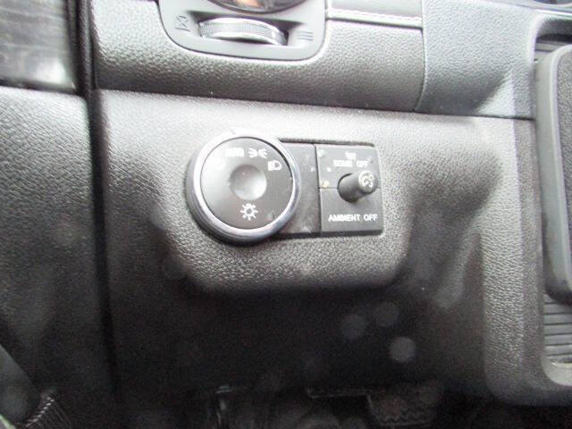 Used 2015 Buick Enclave Premium w/ Experience Buick Package image 19