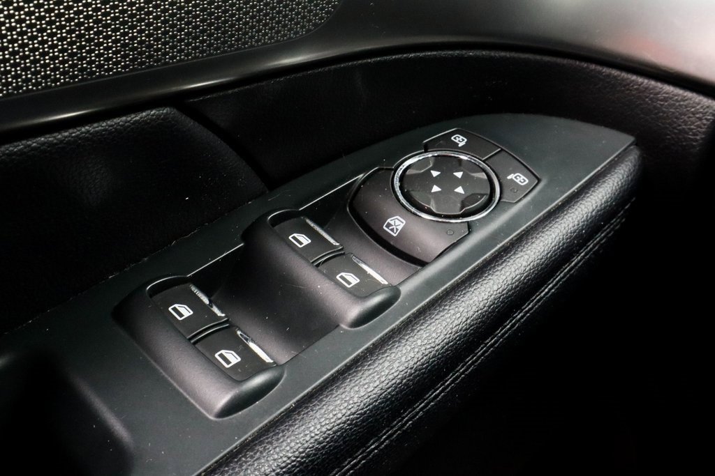 Used 2018 Ford Explorer XLT w/ Equipment Group 201A image 28