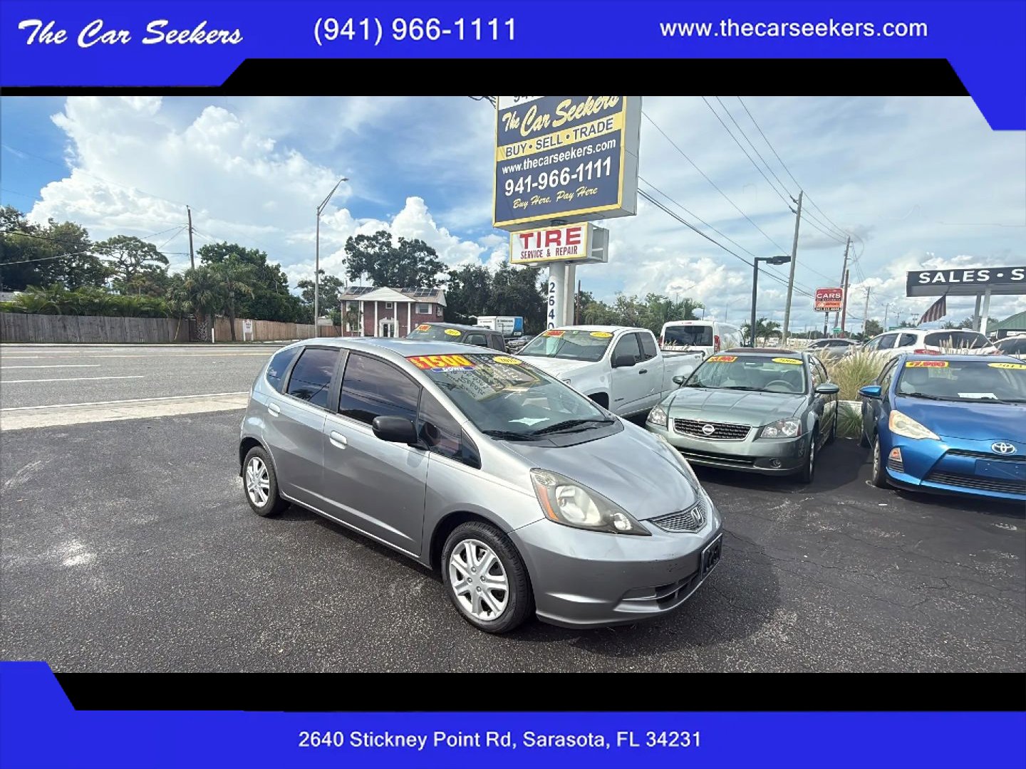 Used 2010 Honda Fit Hatchback 4D image 1
