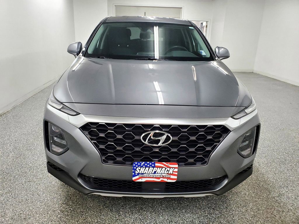 Used 2019 Hyundai Santa Fe SE image 2