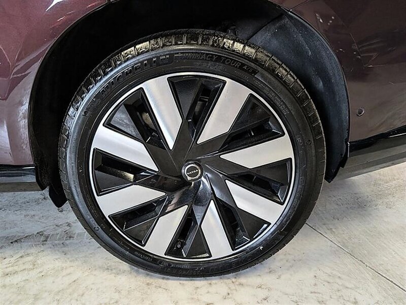Used 2025 Volvo EX90 Ultra AWD/4WD image 14