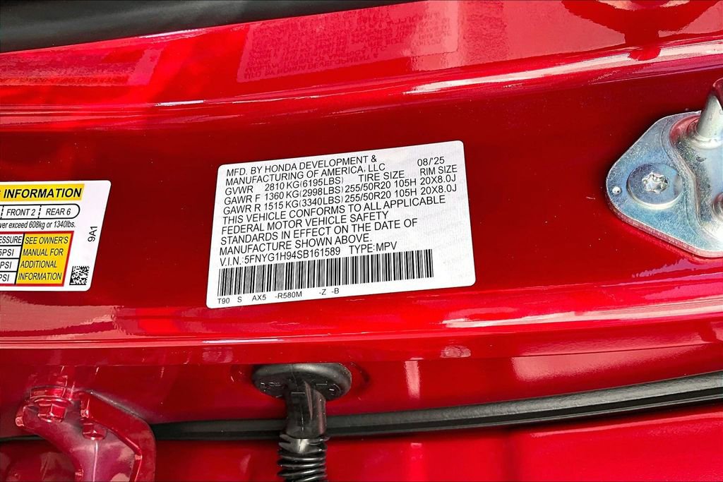 Certified 2025 Honda Pilot Black Edition image 14