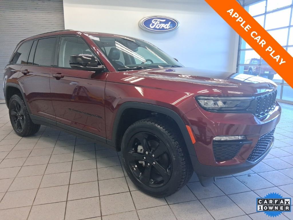 Used 2023 Jeep Grand Cherokee Limited w/ Black Appearance Package