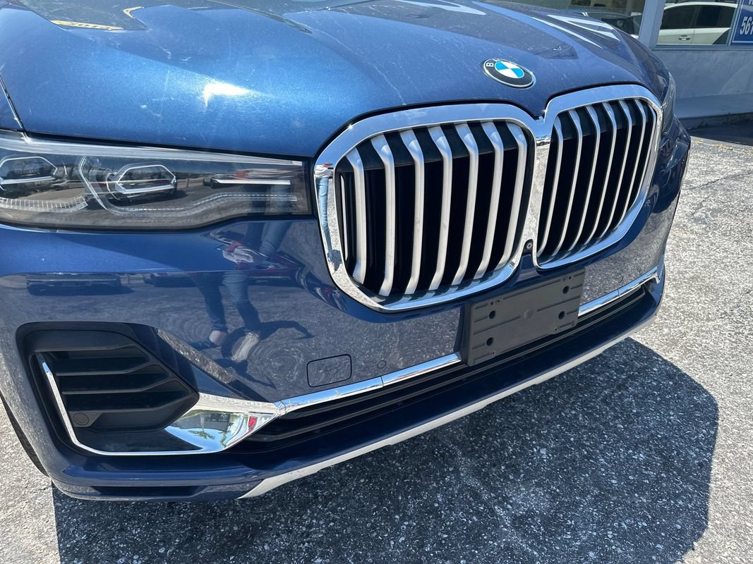 Used 2019 BMW X7 xDrive40i w/ Premium Package AWD/4WD image 12