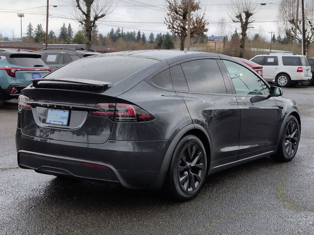 Used 2024 Tesla Model X AWD/4WD image 5