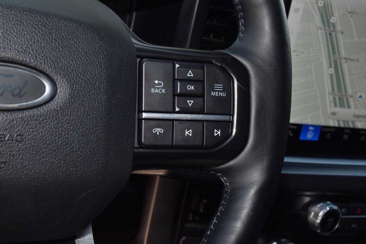 Used 2025 Ford F250 Platinum AWD/4WD image 24