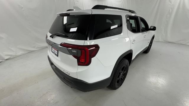 Used 2023 GMC Acadia AT4 AWD/4WD image 3