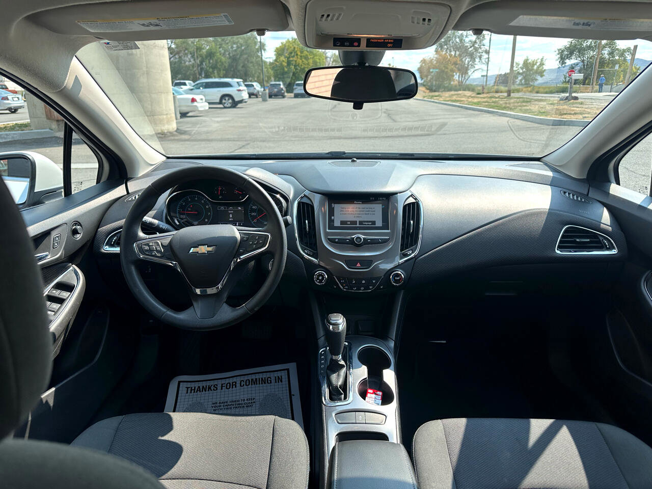 Used 2017 Chevrolet Cruze LT w/ Convenience Package image 3