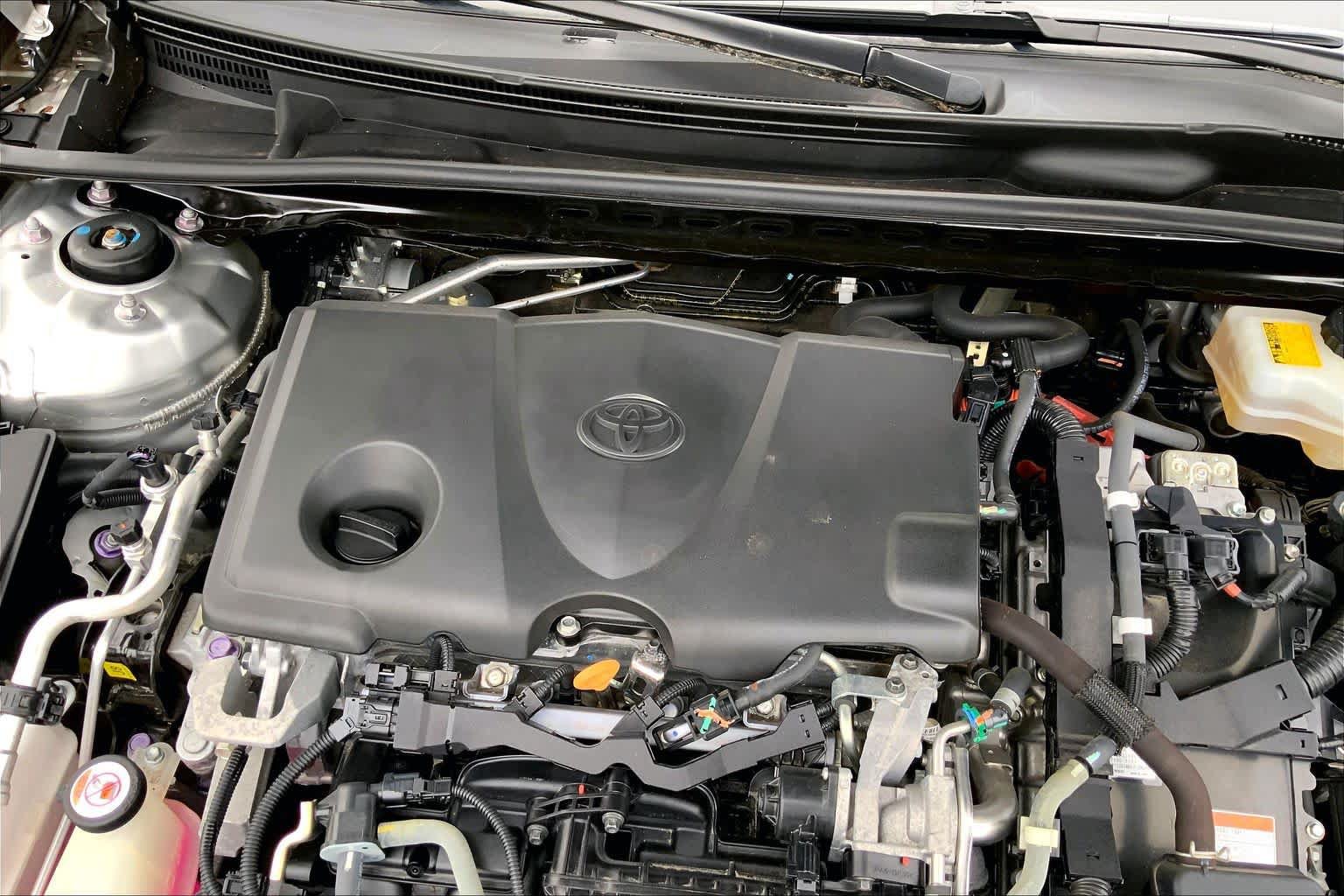 Used 2018 Toyota Camry SE FWD image 30