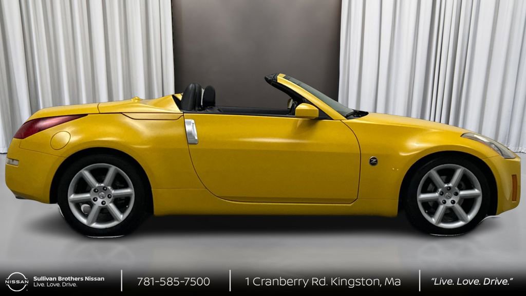 Used 2005 Nissan 350Z Touring image 4