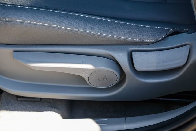 Certified 2025 Hyundai Elantra SEL FWD image 24