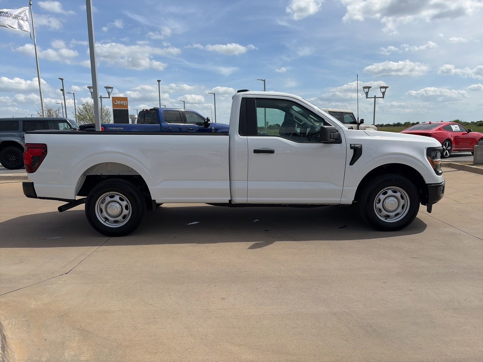 Used 2025 Ford F150 XL RWD image 6
