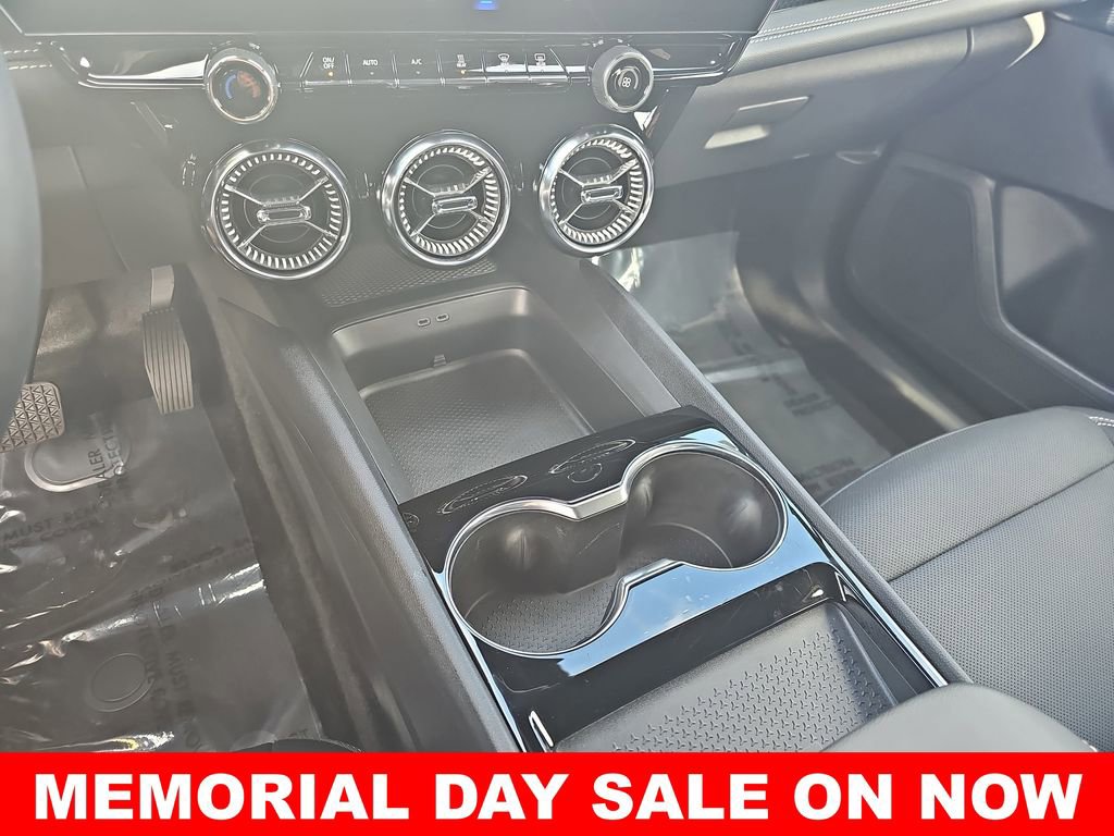 New 2024 Chevrolet Blazer EV LT AWD/4WD image 24