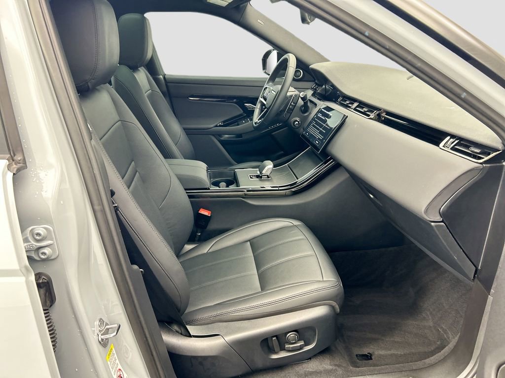 Certified 2025 Land Rover Range Rover Evoque S image 19