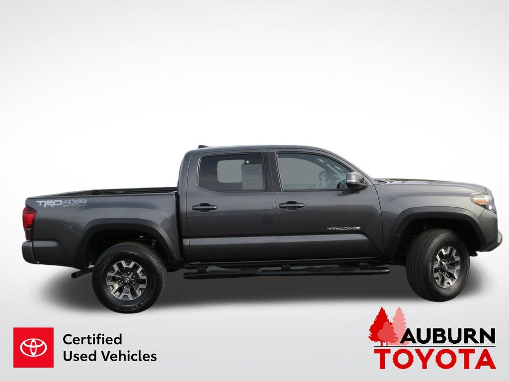 Certified 2018 Toyota Tacoma TRD Off-Road image 3