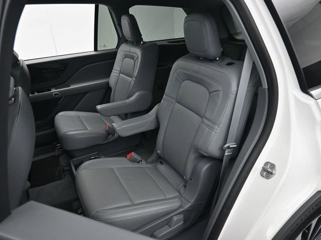 Used 2021 Lincoln Aviator Reserve w/ Elements Package Plus image 23