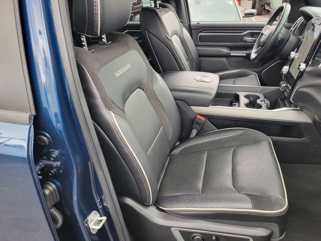 Used 2023 RAM 1500 Laramie AWD/4WD image 19