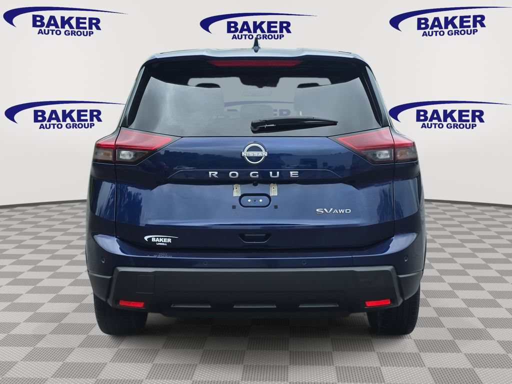 Used 2024 Nissan Rogue SV AWD/4WD image 6