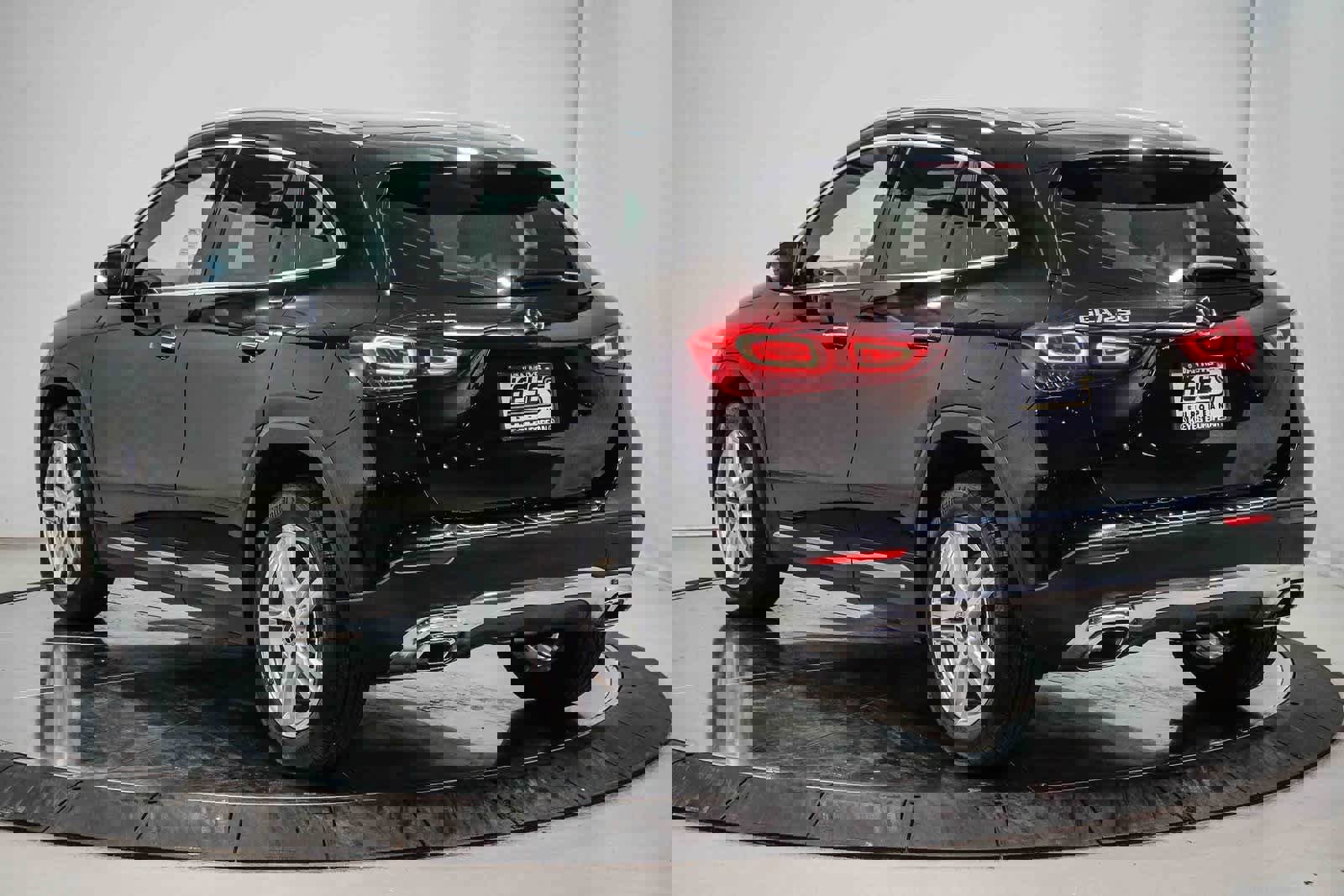 Used 2022 Mercedes-Benz GLA 250 image 2