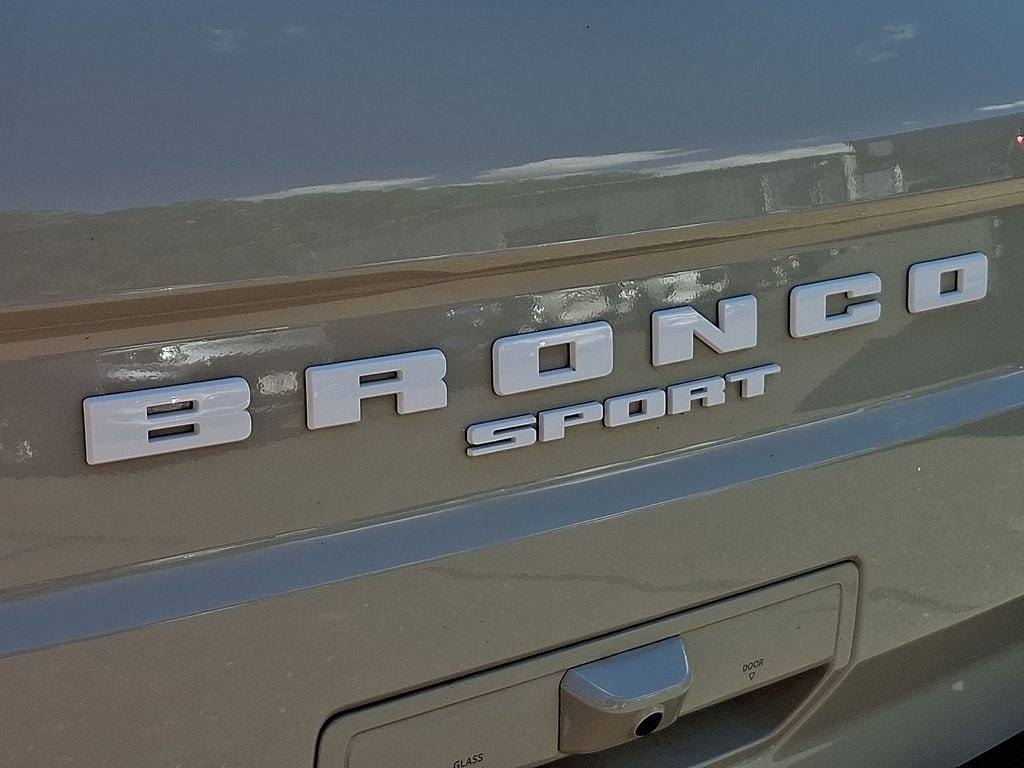 Certified 2025 Ford Bronco Sport Badlands w/ Badlands Tech Package AWD/4WD image 31