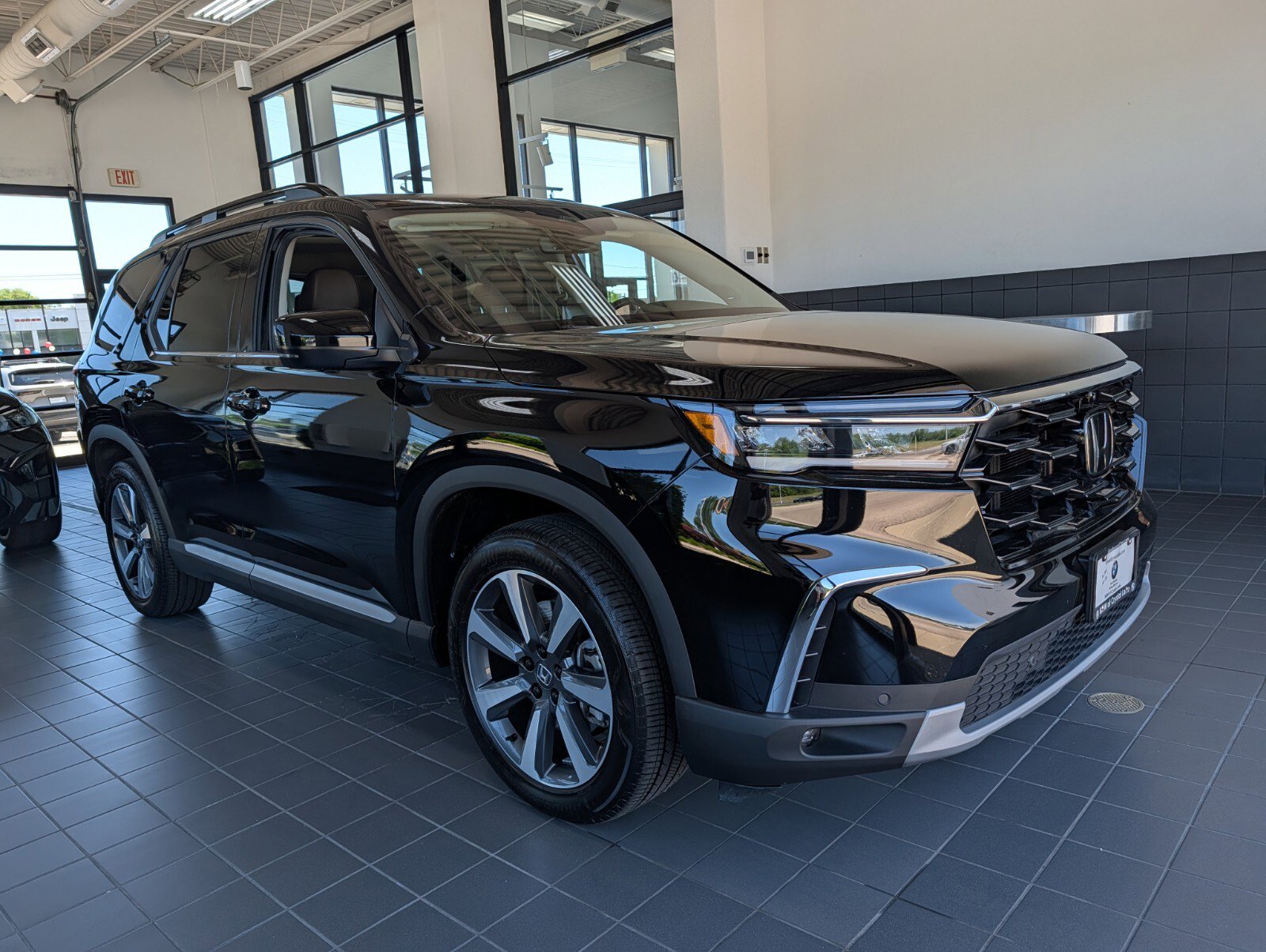 Used 2024 Honda Pilot Elite