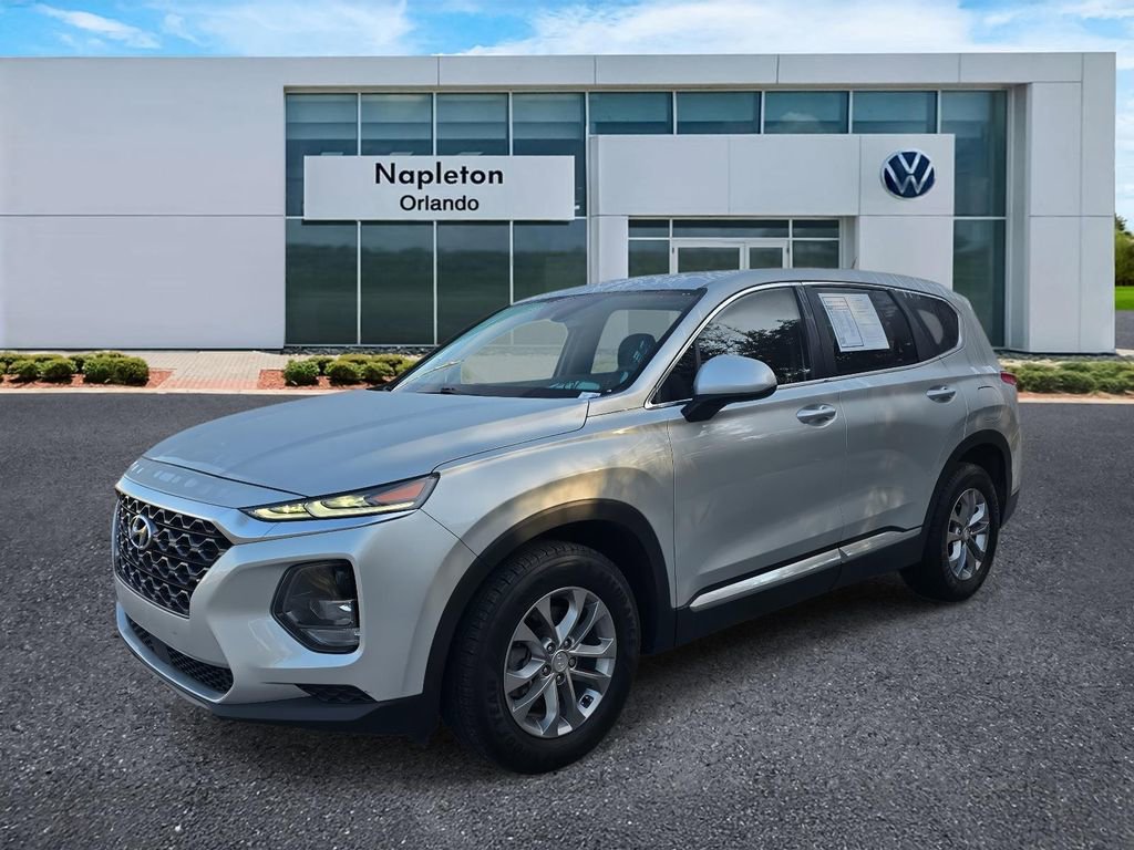 Used 2019 Hyundai Santa Fe SE image 1