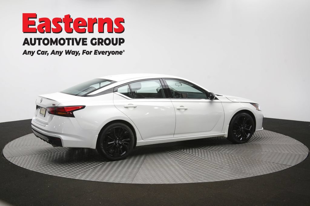 Used 2023 Nissan Altima 2.5 SR FWD image 42