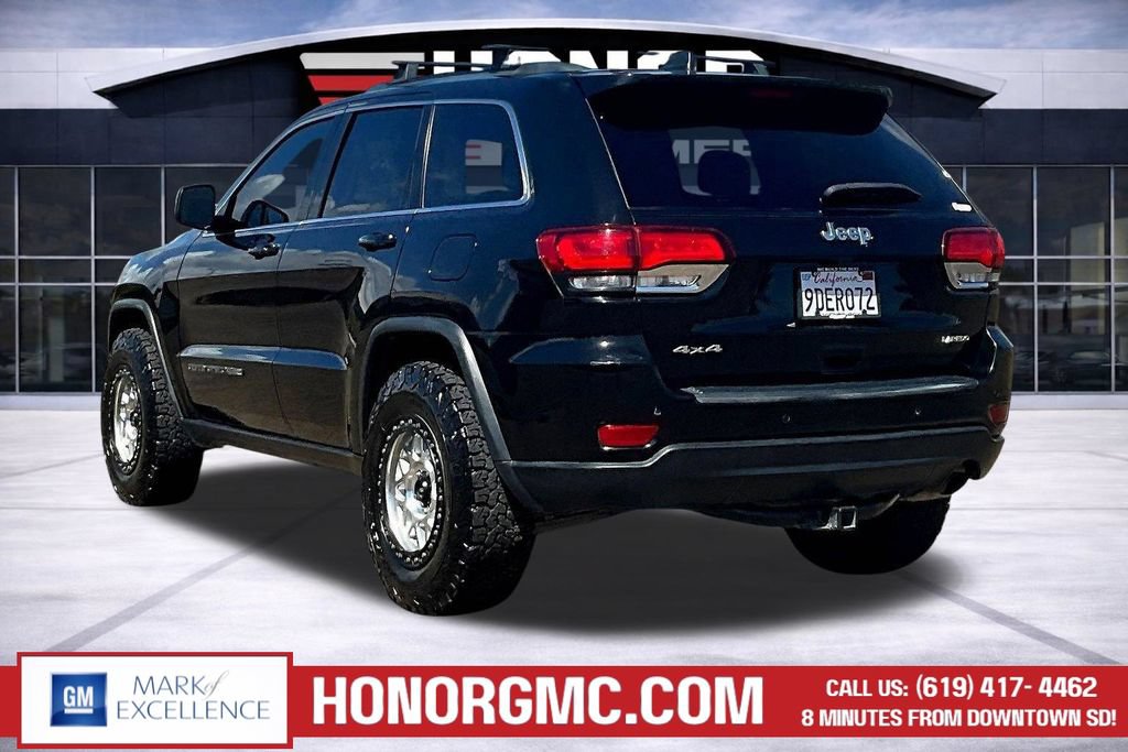 Used 2022 Jeep Grand Cherokee Laredo E w/ Security & Convenience Group AWD/4WD image 4
