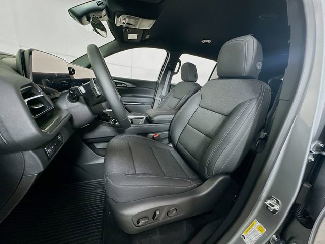 New 2025 Chevrolet Traverse LT FWD image 23