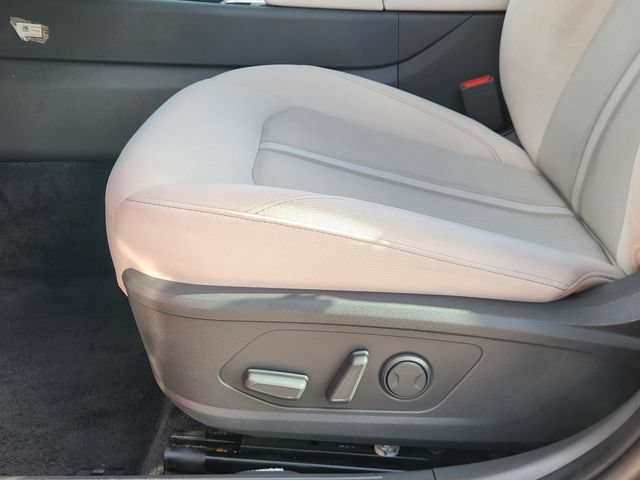 Used 2025 Hyundai Sonata SEL FWD image 23