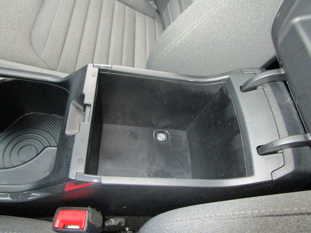 Used 2025 Kia K4 EX image 30