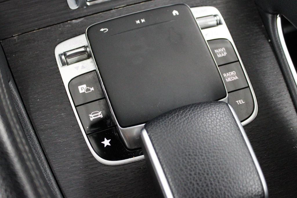 Used 2020 Mercedes-Benz GLE 350 4MATIC image 36