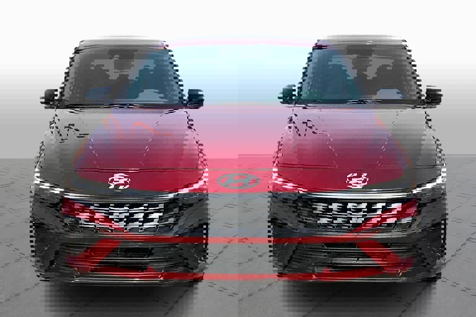 Used 2025 Hyundai Elantra Sport image 4