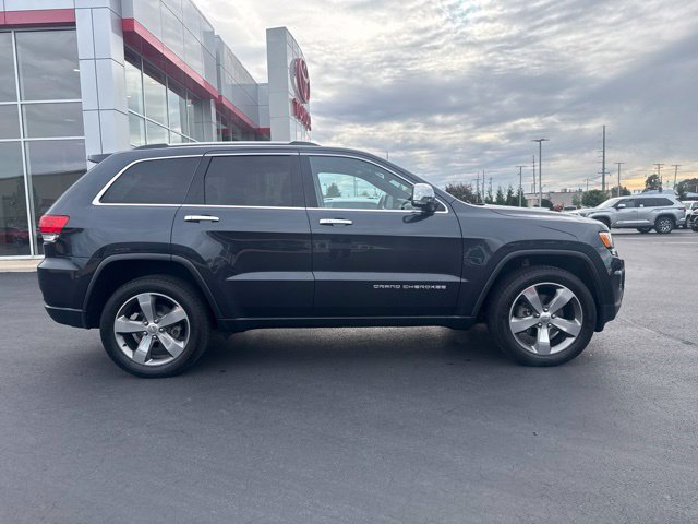 Used 2016 Jeep Grand Cherokee Limited w/ Luxury Group II AWD/4WD image 8
