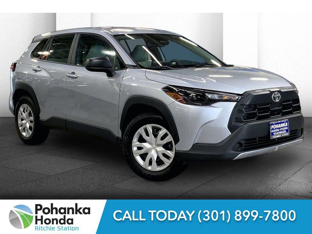 Used 2026 Toyota Corolla Cross L AWD/4WD image 1