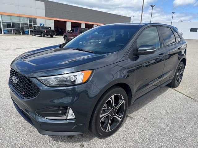 Used 2024 Ford Edge ST image 7