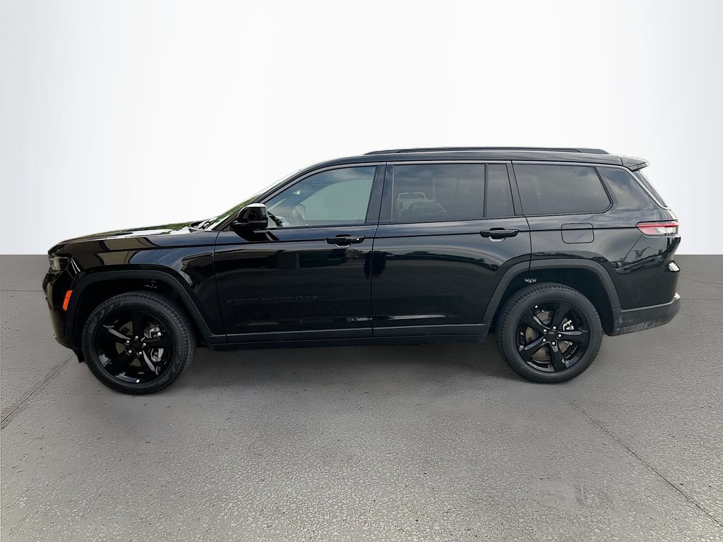 New 2026 Jeep Grand Cherokee L Limited w/ Limited Altitude Package AWD/4WD image 7