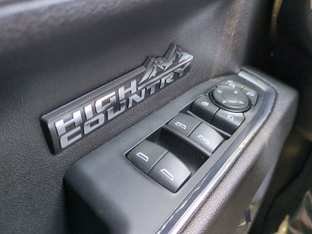 Used 2023 Chevrolet Silverado 1500 High Country w/ Technology Package image 27