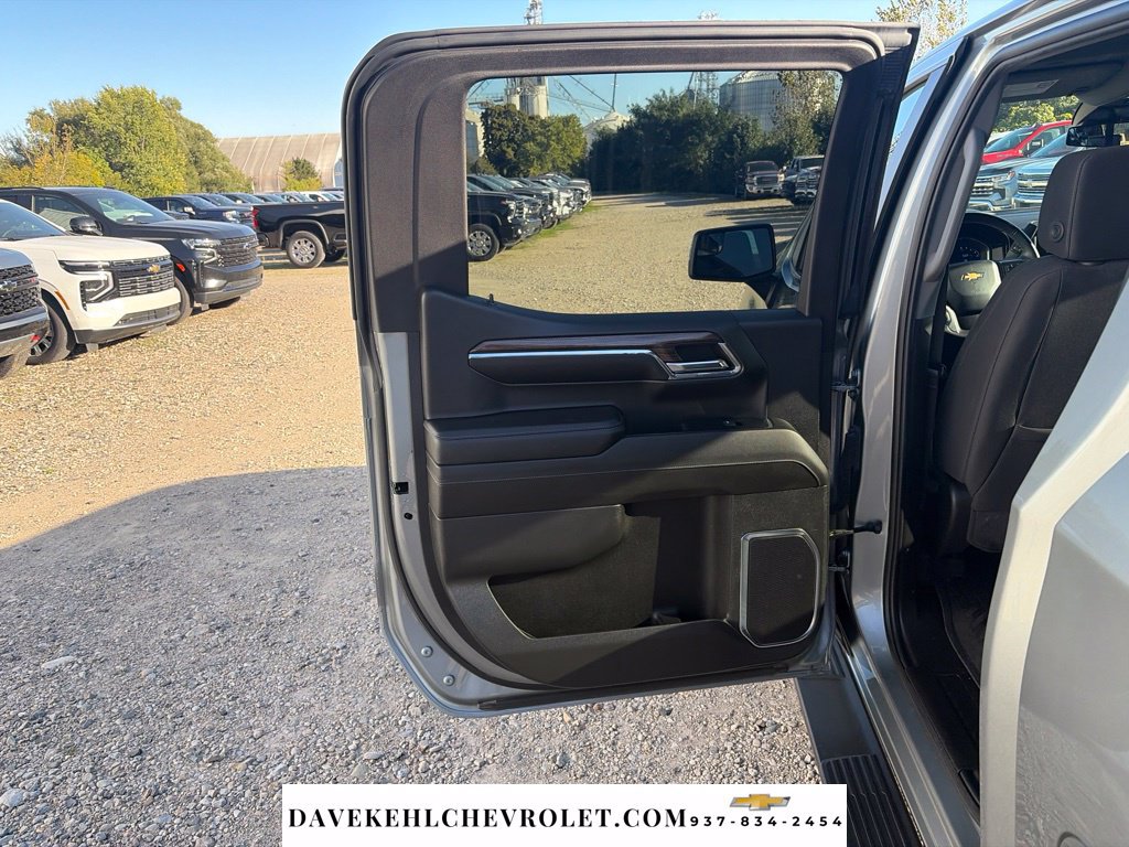 Used 2024 Chevrolet Silverado 1500 LT AWD/4WD image 20