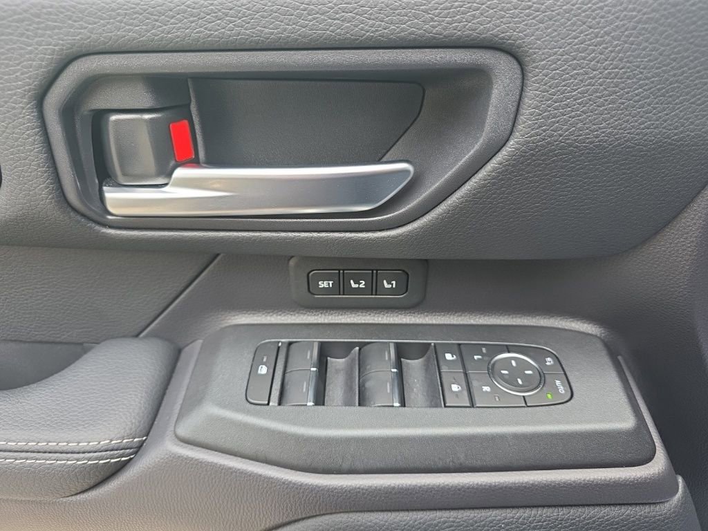 Used 2025 Toyota Land Cruiser w/ Premium Package image 19