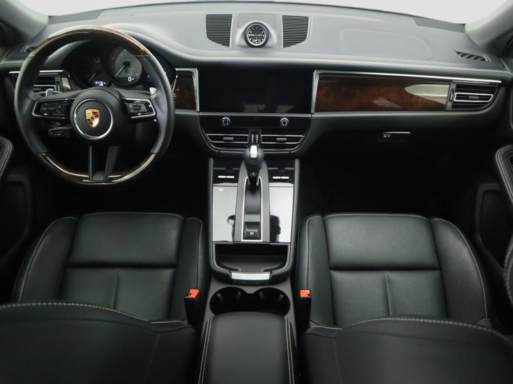 Used 2022 Porsche Macan S AWD/4WD image 13
