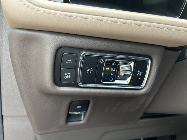 Used 2023 Lincoln Nautilus Reserve image 27