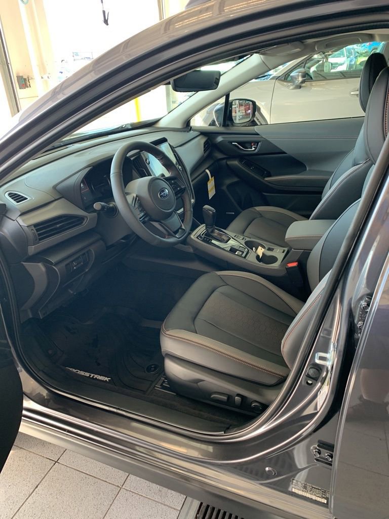 New 2026 Subaru Crosstrek 2.5i Limited AWD/4WD image 3