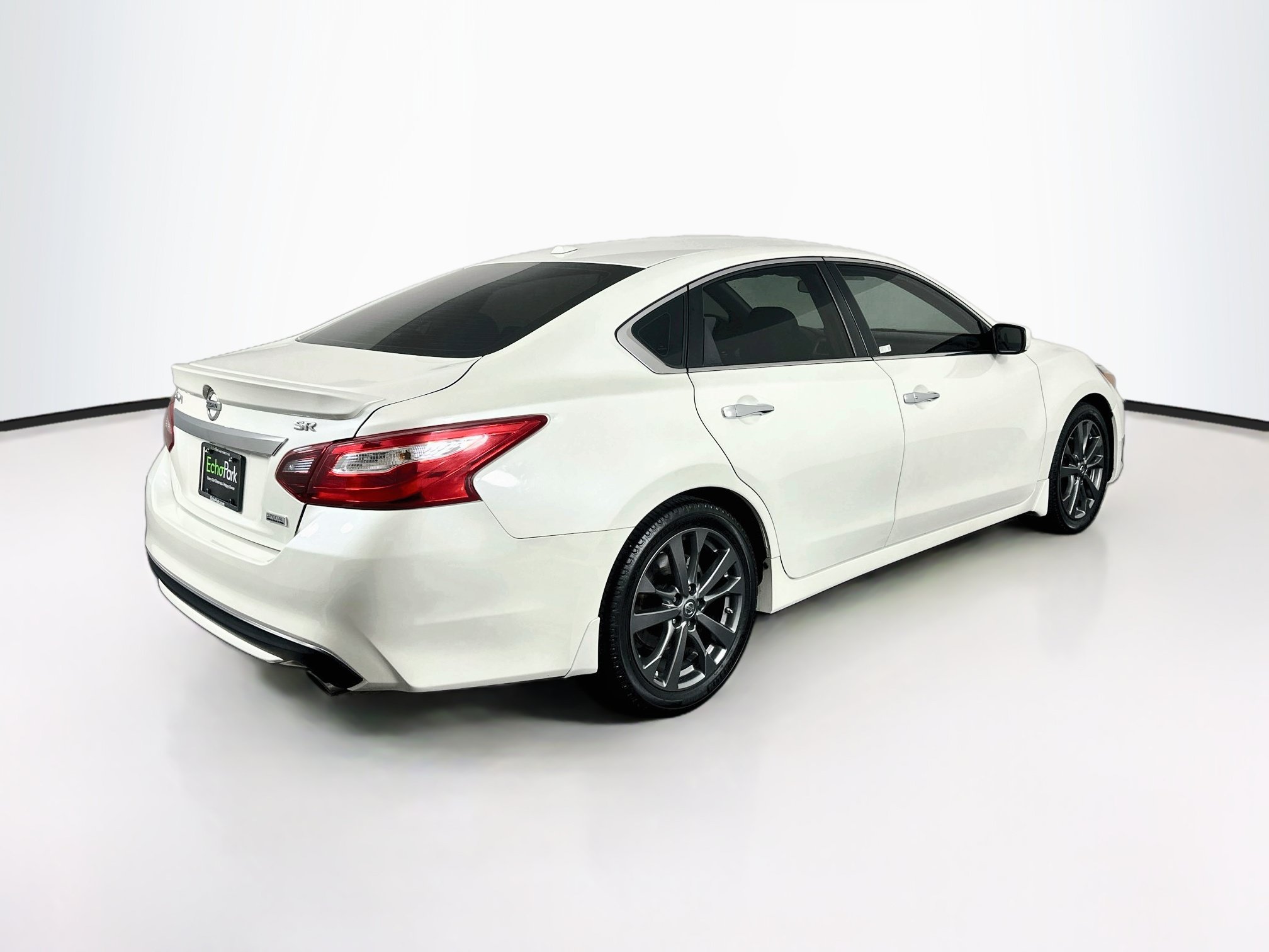 Used 2018 Nissan Altima 2.5 SR w/ SR Special Edition FWD image 9